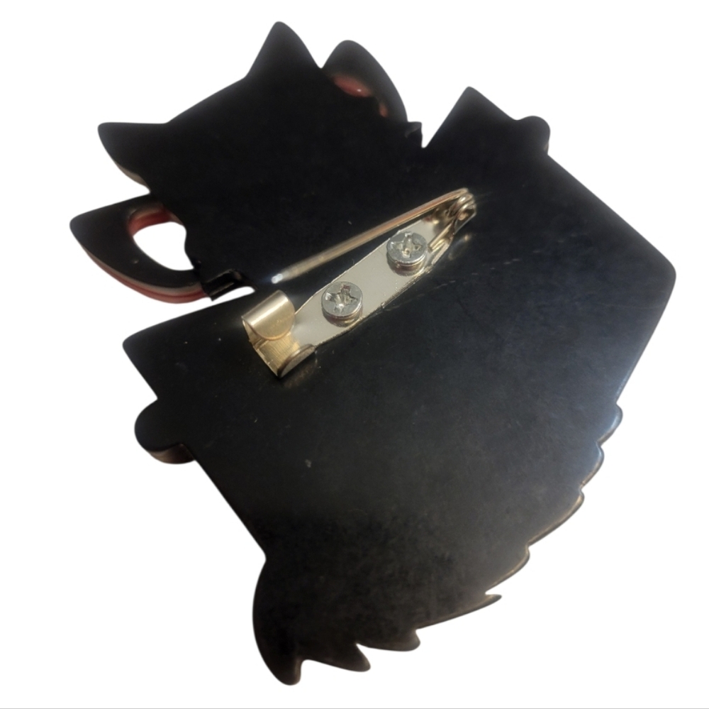 Whimsical Brooch Cat Reading a Book! - Picture 6 of 7